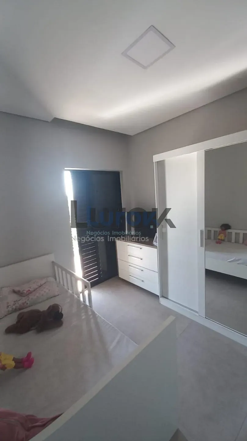 Casa, 3 quartos, 224 m² - Foto 34