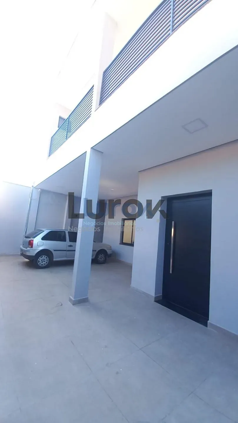 Casa, 3 quartos, 224 m² - Foto 3