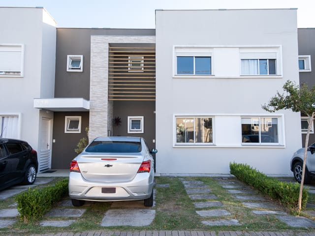 Casa 3 quartos e 2 banheiros, à venda, no bairro Areal em Pelotas
