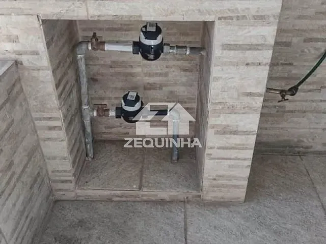 Casa com 180m² 2 quartos e 2 banheiros, para alugar, no bairro Novo Osasco em Osasco