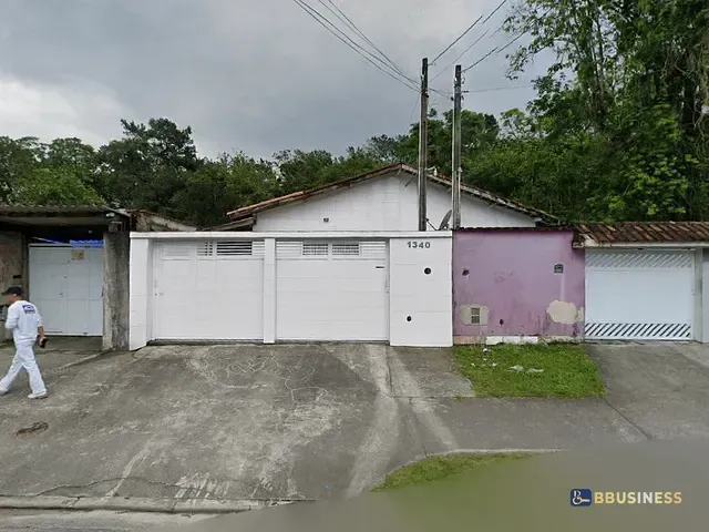 Casa 3 quartos e 3 banheiros, à venda, no bairro Centro em Bertioga