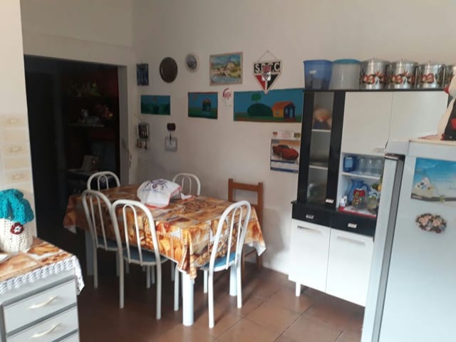 Casa com 250m² 2 quartos e 1 banheiro, à venda, no bairro Conjunto Residencial Araretama em Pindamonhangaba