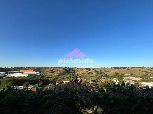 Casa com 1000m² 3 quartos e 4 banheiros, à venda, no bairro Jacareí em Jacareí