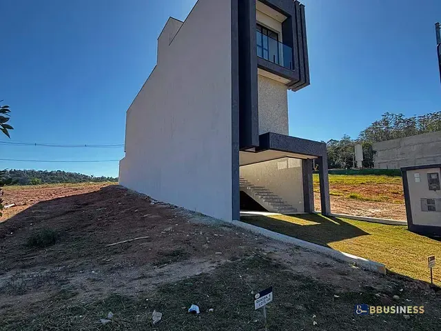 Casa com 125m² 3 quartos e 3 banheiros, à venda, no bairro Jardim Atalaia em Cotia