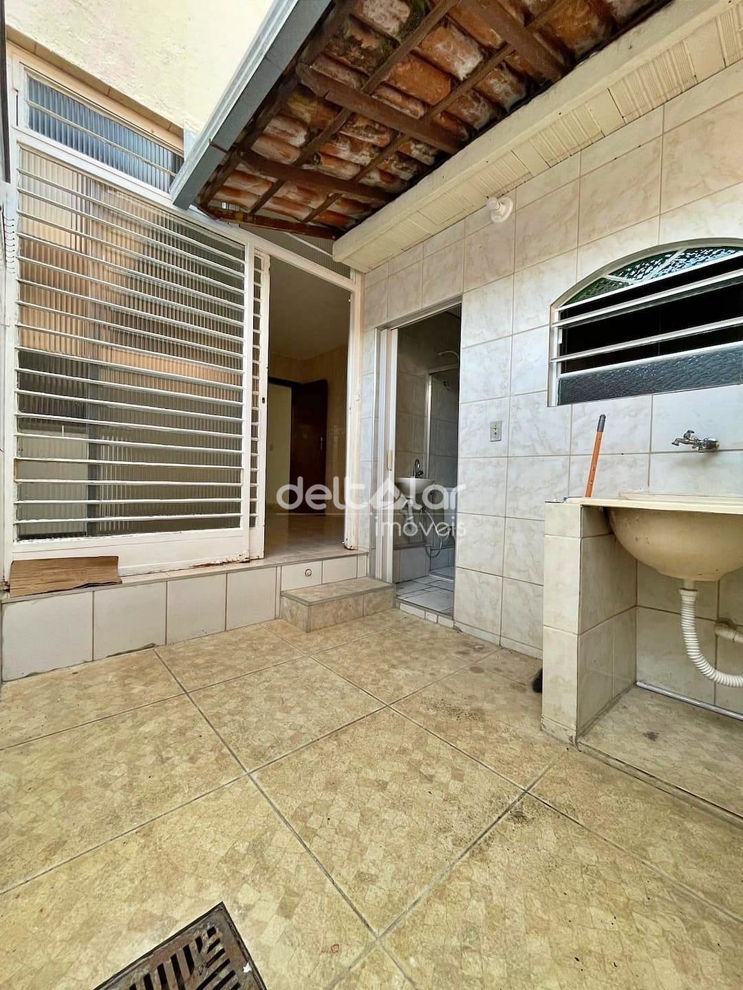 Casa para alugar com 2 quartos, 90m² - Foto 16