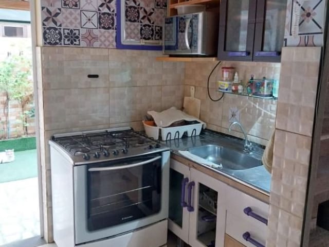 Casa com 79m² 2 quartos e 2 banheiros, à venda, no bairro Água Espraiada em Cotia