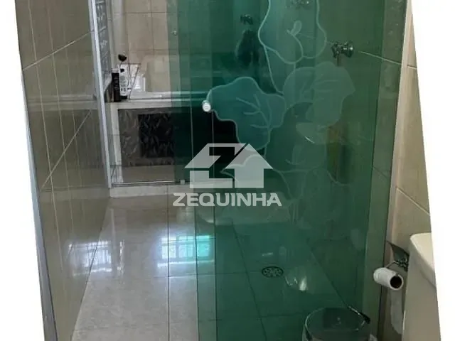 Casa com 125m² 3 quartos e 4 banheiros, à venda, no bairro Vila Yolanda em Osasco