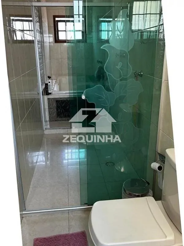 Casa, 3 quartos, 207 m² - Foto 2