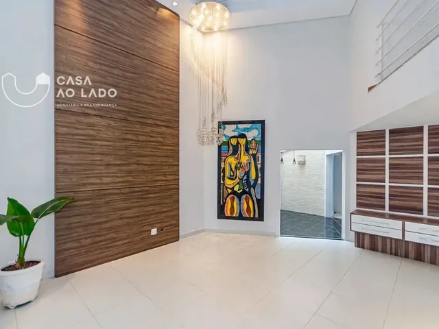 Casa com 273m² 3 quartos e 5 banheiros, à venda, no bairro Campo Comprido em Curitiba