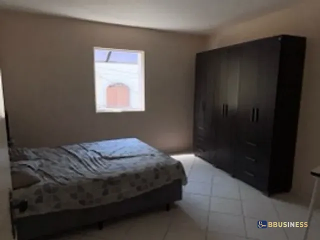 Casa 2 quartos e 2 banheiros, para alugar, no bairro Centro em Campos dos Goytacazes