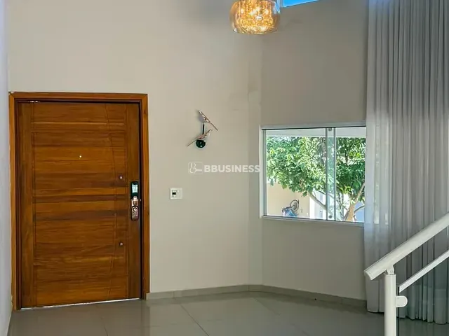 Casa 4 quartos e 5 banheiros, para alugar, no bairro Swiss Park em Campinas