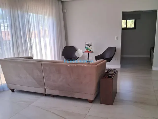 Casa com 450m² 6 quartos e 8 banheiros, à venda, no bairro Jardim Esplanada em São José dos Campos