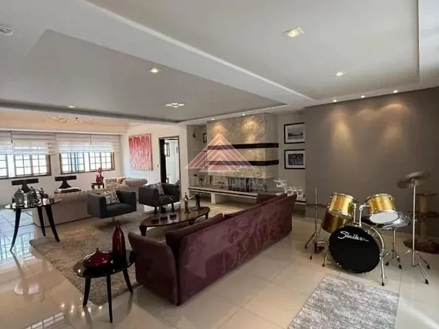 Casa com 500m² 4 quartos e 5 banheiros, à venda, no bairro Jardim Pedroso em Mauá