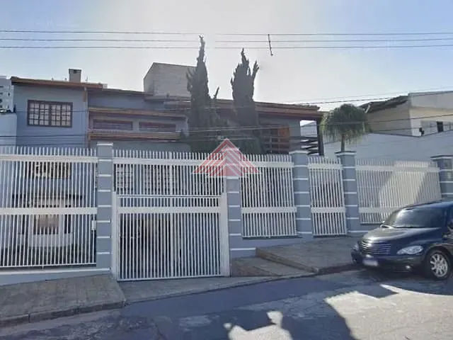 Casa com 500m² 4 quartos e 5 banheiros, à venda, no bairro Jardim Pedroso em Mauá