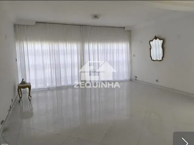Casa com 420m² 6 quartos e 4 banheiros, à venda, no bairro Centro em Osasco