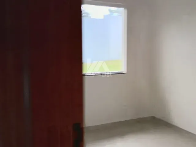 Casa com 200m² 3 quartos e 1 banheiro, à venda, no bairro Contorno em Ponta Grossa