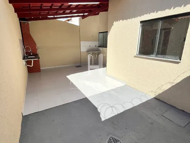 Casa com 151m² 3 quartos e 2 banheiros, à venda, no bairro Setor Central 2 em Senador Canedo