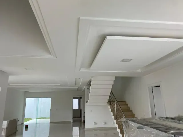 Casa com 450m² 4 quartos e 5 banheiros, à venda, no bairro Parque Tamandaré em Campos dos Goytacazes