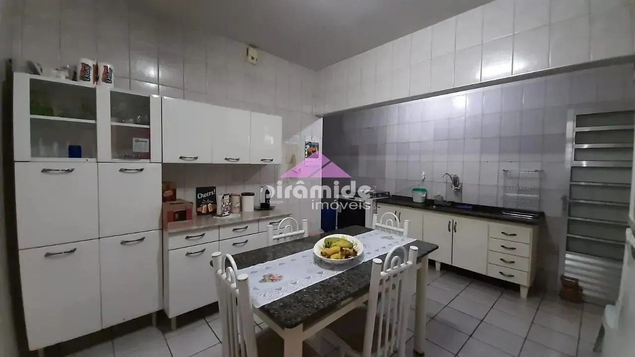 Casa, 3 quartos, 175 m² - Foto 9