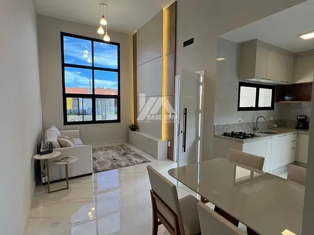 Casa 3 quartos e 2 banheiros, à venda, no bairro Cará-Cará em Ponta Grossa