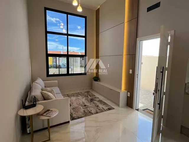 Casa 3 quartos e 2 banheiros, à venda, no bairro Cará-Cará em Ponta Grossa