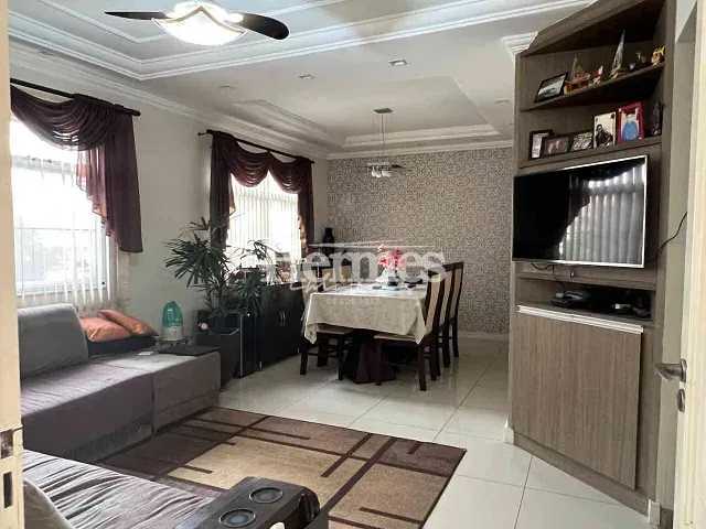 Casa com 250m² 3 quartos e 3 banheiros, à venda, no bairro Betel em Paulínia