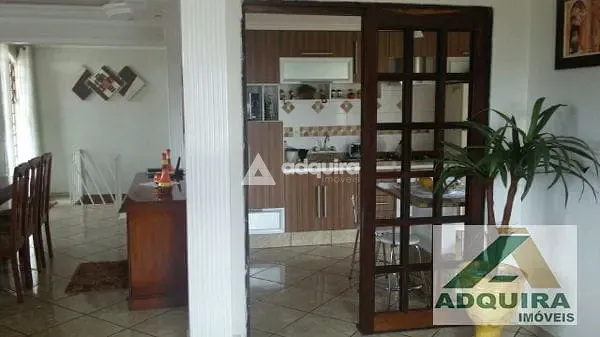 Casa, 5 quartos, 250 m² - Foto 2