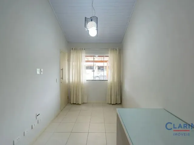Casa 2 quartos e 2 banheiros, à venda, no bairro CRISTO REI em Campo Largo