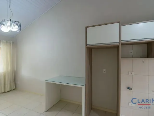 Casa 2 quartos e 2 banheiros, à venda, no bairro CRISTO REI em Campo Largo