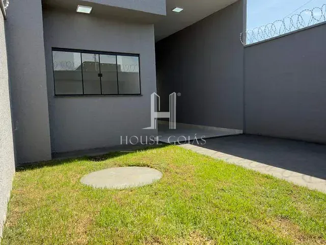 Casa com 180m² 3 quartos e 2 banheiros, à venda, no bairro Residencial Solar Central Park em Aparecida de Goiânia
