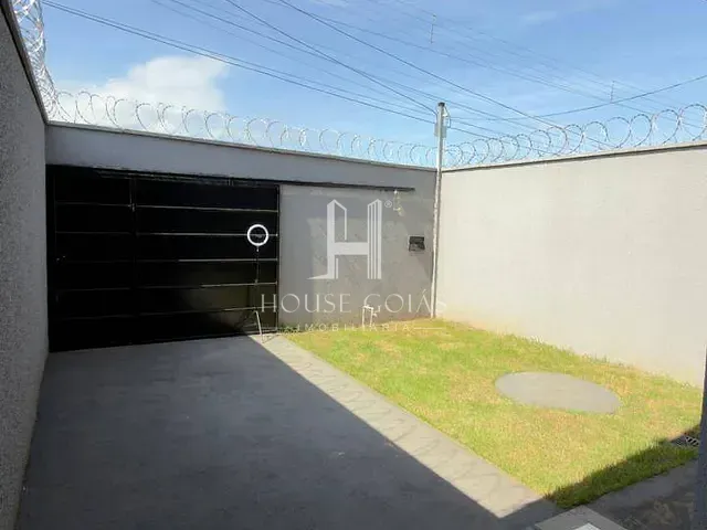 Casa com 180m² 3 quartos e 2 banheiros, à venda, no bairro Residencial Solar Central Park em Aparecida de Goiânia
