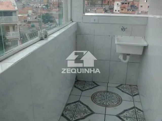 Casa com 50m² 2 quartos e 1 banheiro, para alugar, no bairro Veloso em Osasco