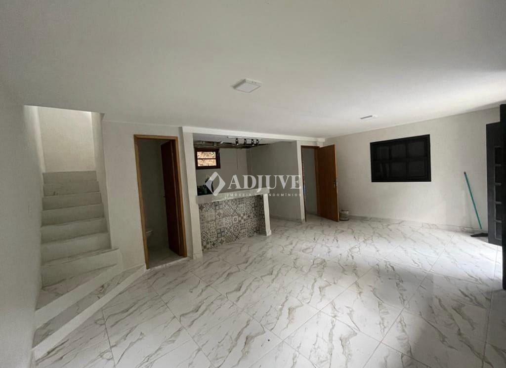 Casa à venda e aluguel com 2 quartos, 100m² - Foto 5