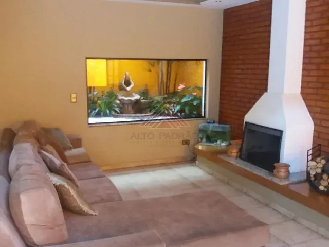 Casa com 400m² 3 quartos e 2 banheiros, à venda, no bairro Vila Assis Brasil em Mauá