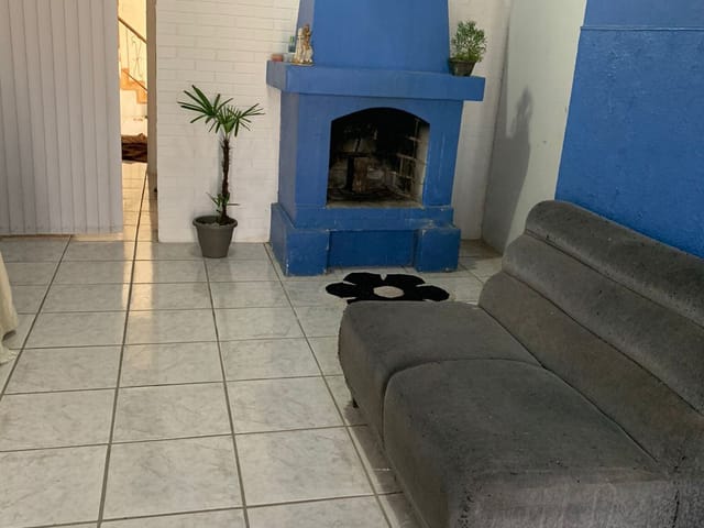 Casa 3 quartos e 2 banheiros, à venda, no bairro Areal em Pelotas