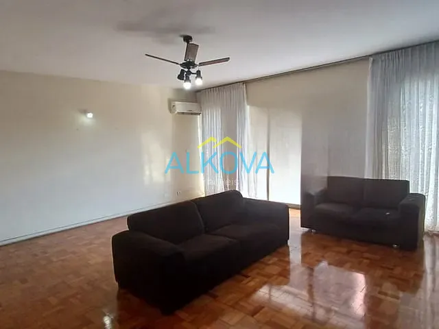 Casa com 250m² 4 quartos e 3 banheiros, para alugar, no bairro Alto da Ponte em São José dos Campos