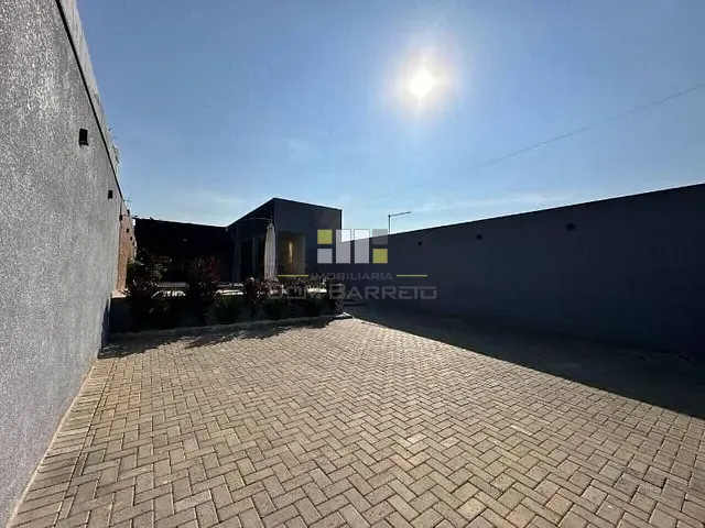 Casa com 350m² 1 quarto e 3 banheiros, à venda, no bairro Jardim Minezotta (Nova Veneza) em Sumaré