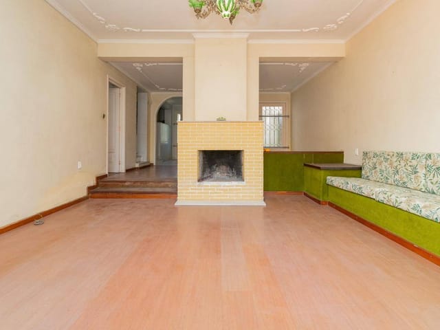 Casa com 363m² 4 quartos e 5 banheiros, à venda, no bairro Centro em Pelotas