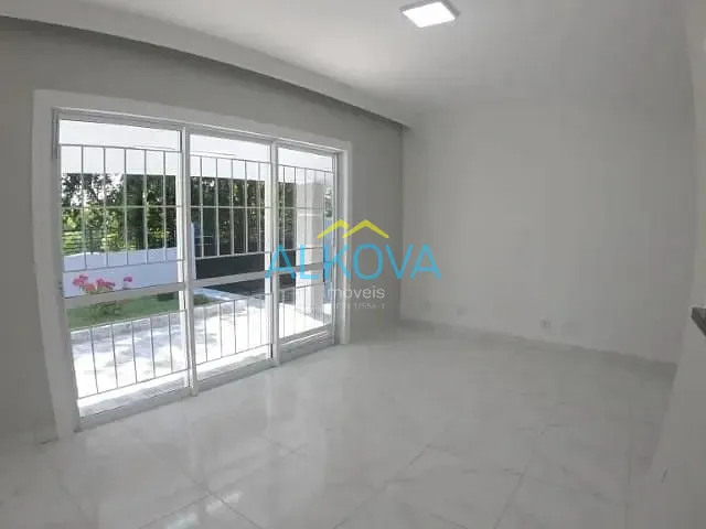 Casa com 280m² 3 quartos e 2 banheiros, à venda, no bairro Jardim Satélite em São José dos Campos