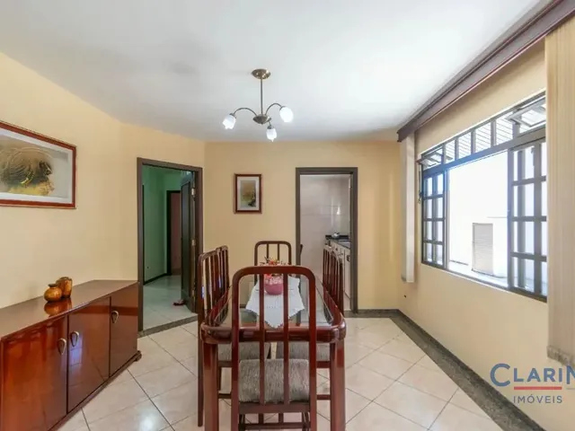 Casa 3 quartos e 3 banheiros, à venda, no bairro CENTRO em Campo Largo