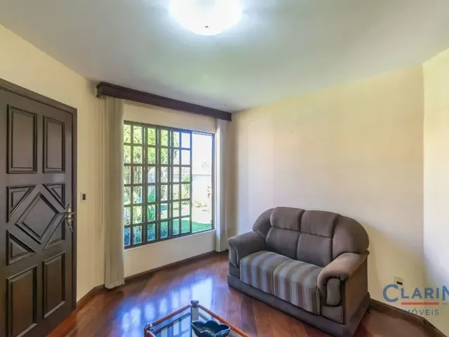 Casa 3 quartos e 3 banheiros, à venda, no bairro CENTRO em Campo Largo