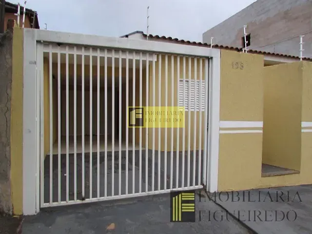 Casa 3 quartos e 2 banheiros, para alugar, no bairro Residencial Alto das Andorinhas em São José do Rio Preto