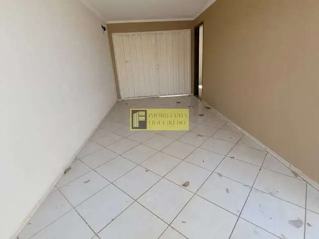 Casa 3 quartos e 2 banheiros, para alugar, no bairro Residencial Alto das Andorinhas em São José do Rio Preto