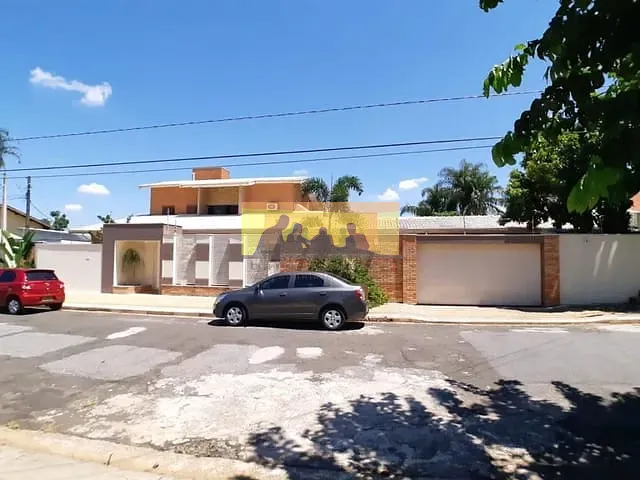 Casa com 900m² 4 quartos e 4 banheiros, à venda, no bairro Cidade Universitária em Campinas