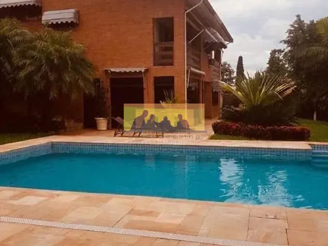 Casa com 900m² 4 quartos e 4 banheiros, à venda, no bairro Cidade Universitária em Campinas