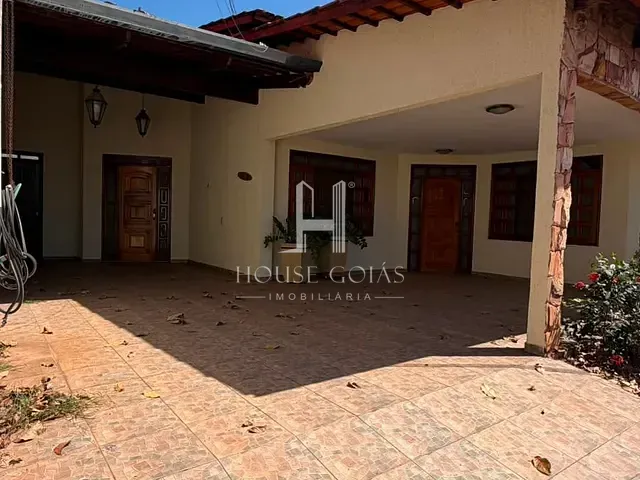 Casa com 420m² 5 quartos e 7 banheiros, à venda, no bairro Jardim Atlântico em Goiânia
