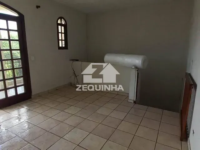 Casa com 60m² 3 quartos e 1 banheiro, para alugar, no bairro Baronesa em Osasco
