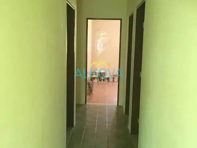 Casa com 300m² 3 quartos e 2 banheiros, à venda, no bairro Cidade Morumbi em São José dos Campos