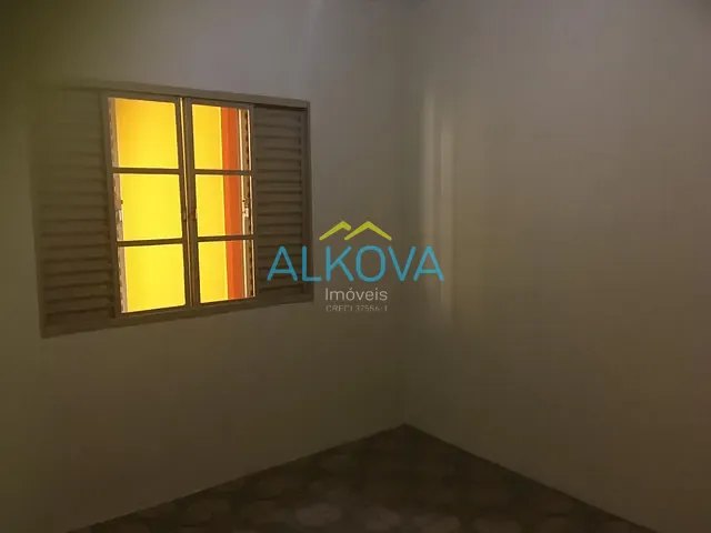 Casa com 300m² 3 quartos e 2 banheiros, à venda, no bairro Cidade Morumbi em São José dos Campos