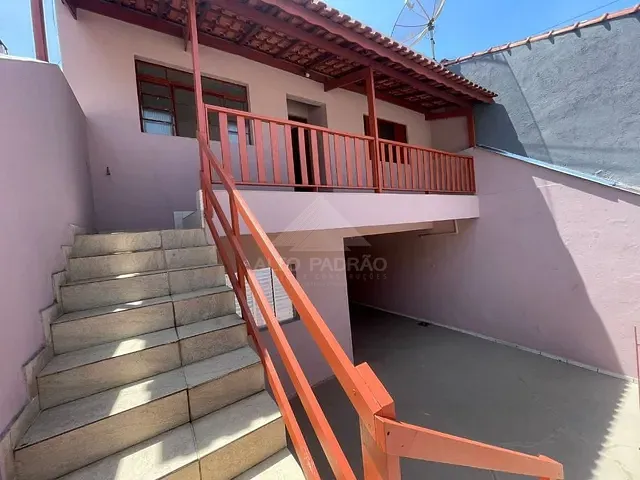 Casa com 175m² 3 quartos e 3 banheiros, à venda, no bairro Jardim Ipê em Mauá